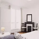 Beautiful Flat In Paris
